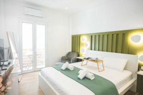 The Olive - Renovated Penthouse - Kipseli Studio